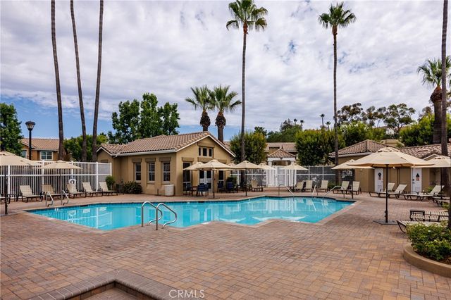 28392 Klondike Drive, Lake Forest, CA 92679