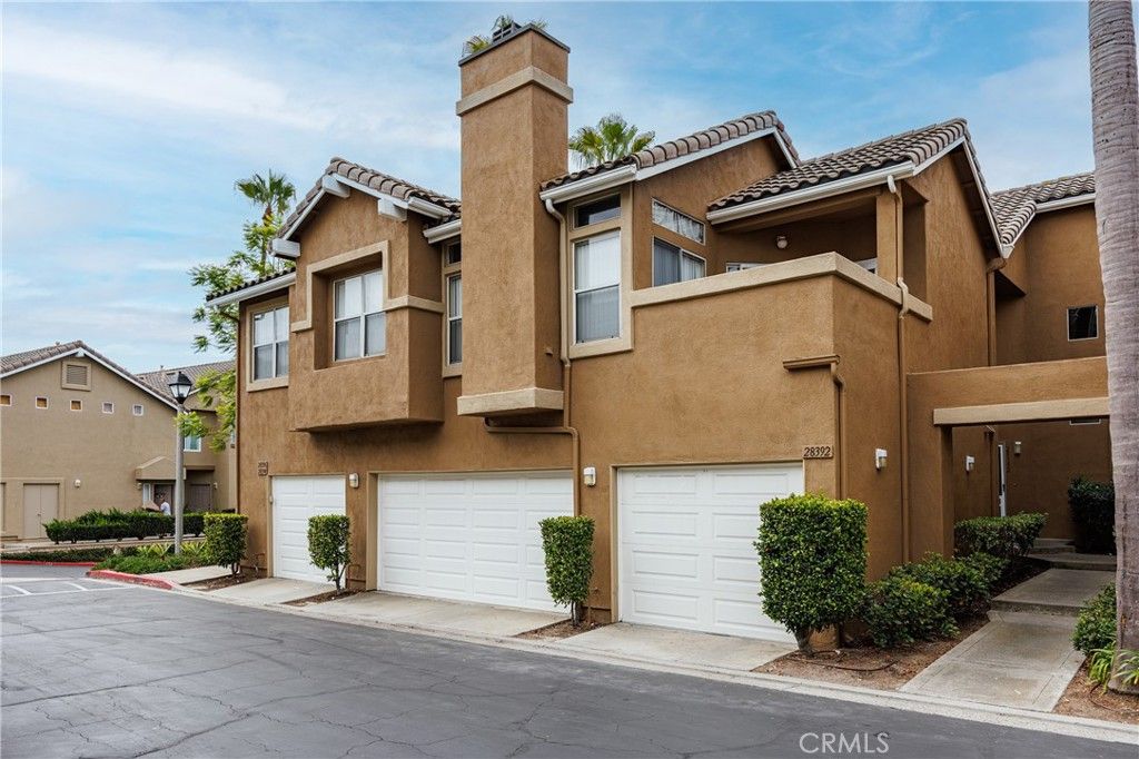 Image 1 of property listing at 28392 Klondike Drive, Lake Forest, CA 92679