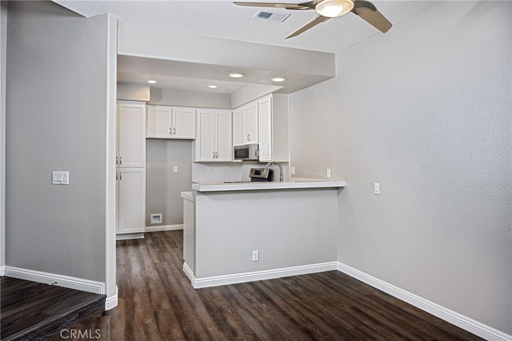 Image 11 of property listing at 28392 Klondike Drive, Lake Forest, CA 92679