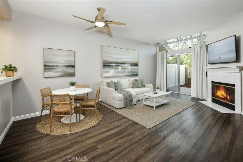 Image 2 of property listing at 28392 Klondike Drive, Lake Forest, CA 92679