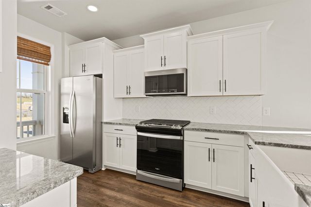 116 Lewes Avenue, Simpsonville, SC 29681