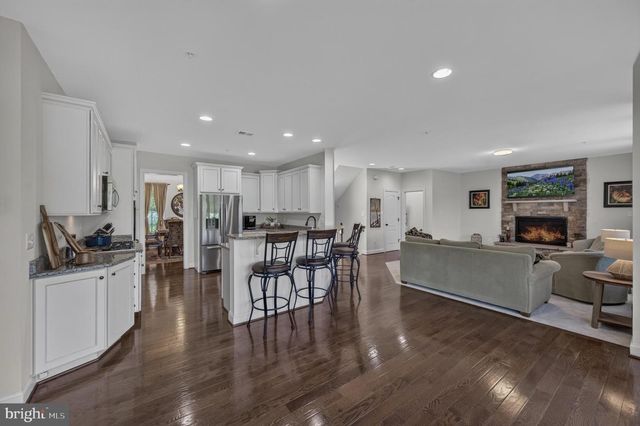 1315 VOLUNTEER DR, Brunswick, MD 21716