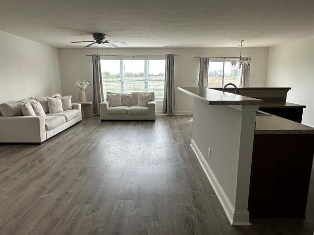 13529 W 105th Place, Dyer, IN 46311