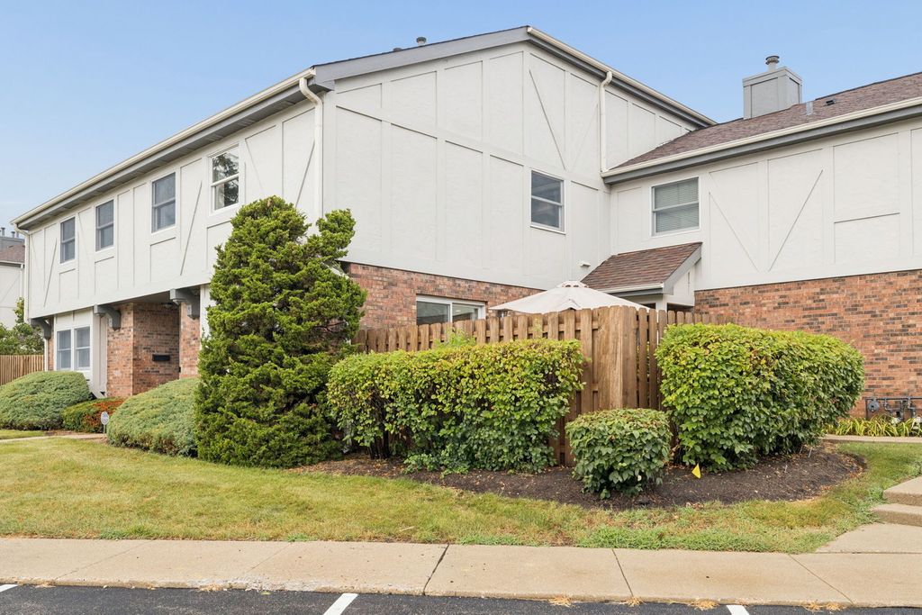 106 Queens Cove, Barrington, IL 60010 — photo 4