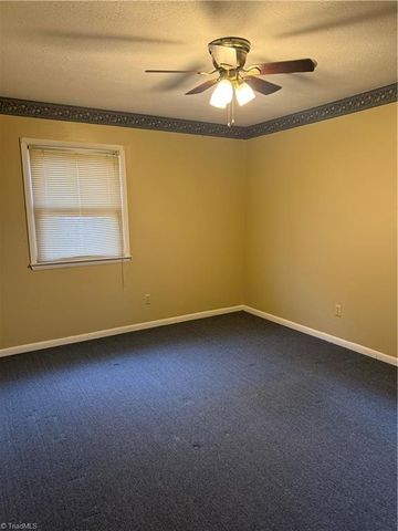 263 Badgett Avenue, Mount Airy, NC 27030