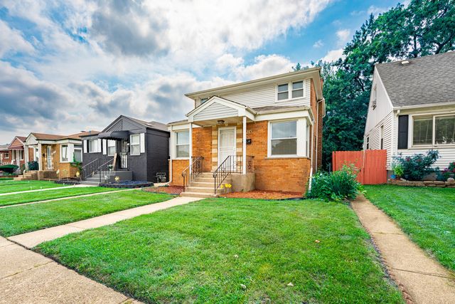 12528 S Justine Street, Calumet Park, IL 60827