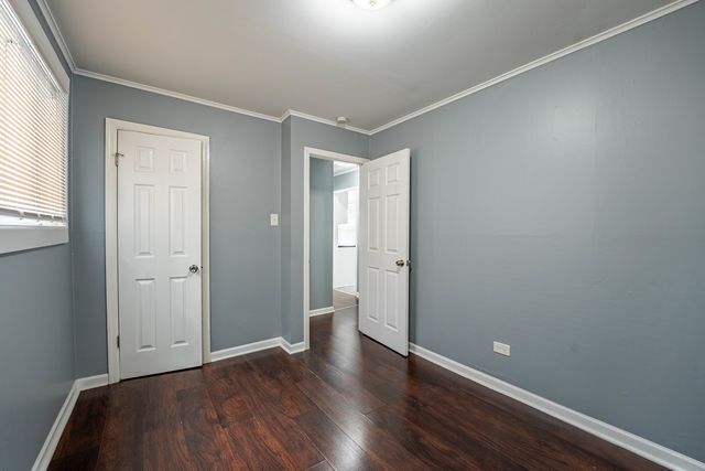 12528 S Justine Street, Calumet Park, IL 60827