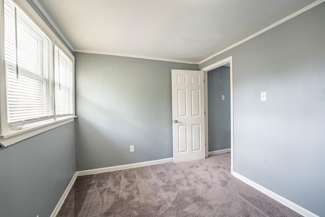 12528 S Justine Street, Calumet Park, IL 60827