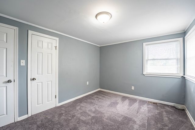 12528 S Justine Street, Calumet Park, IL 60827