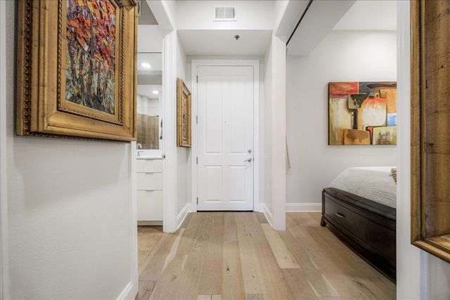 717 S Riverside Dr Apt 207, Memphis, TN 38103