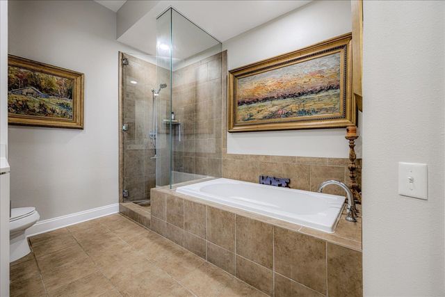 717 S Riverside Dr Apt 207, Memphis, TN 38103