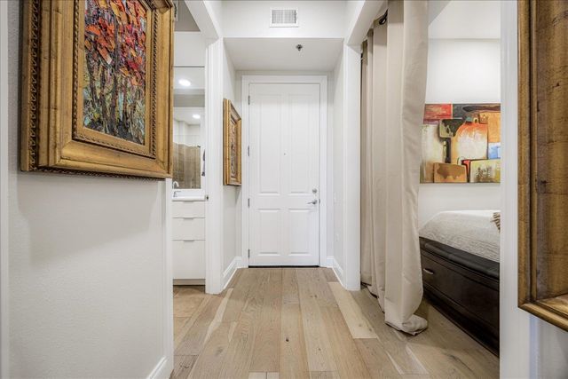 717 S Riverside Dr Apt 207, Memphis, TN 38103