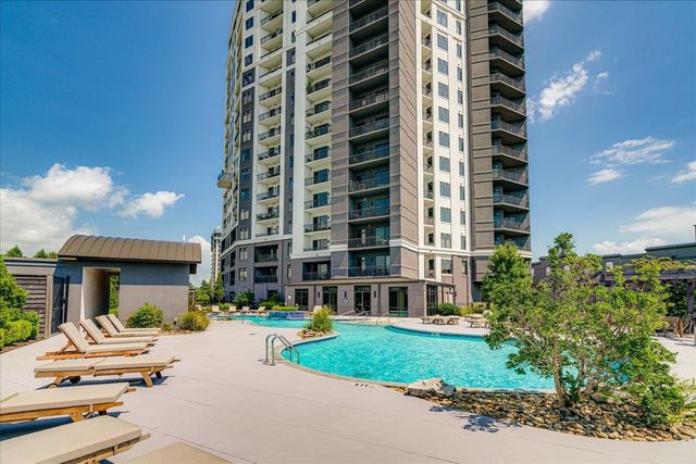 717 S Riverside Dr Apt 207, Memphis, TN 38103