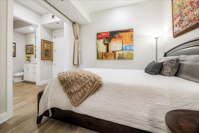 717 S Riverside Dr Apt 207, Memphis, TN 38103