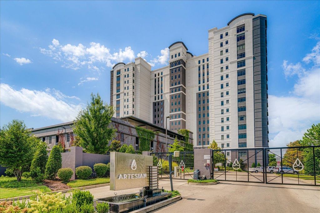 717 S Riverside Dr Apt 207, Memphis, TN 38103