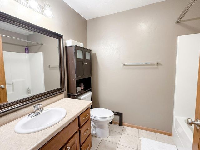 737 KONNOR COURT, Omro, WI 54963