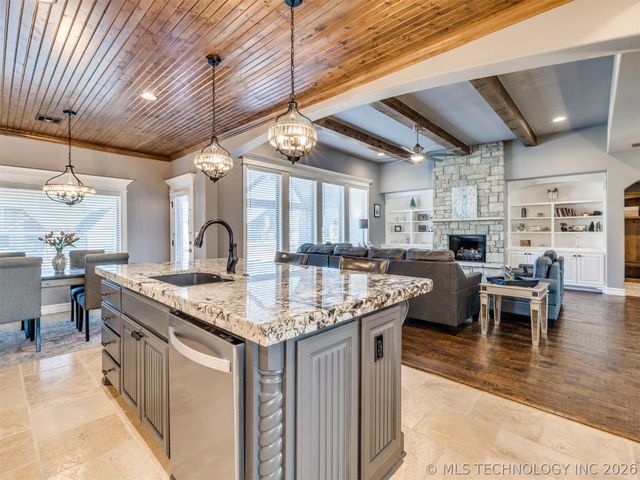 11419 S 213th East Avenue, Broken Arrow, OK 74014