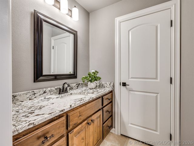 11419 S 213th East Avenue, Broken Arrow, OK 74014