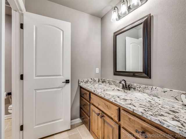 11419 S 213th East Avenue, Broken Arrow, OK 74014