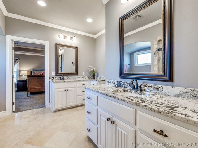 11419 S 213th East Avenue, Broken Arrow, OK 74014