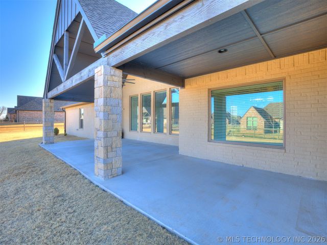 11419 S 213th East Avenue, Broken Arrow, OK 74014