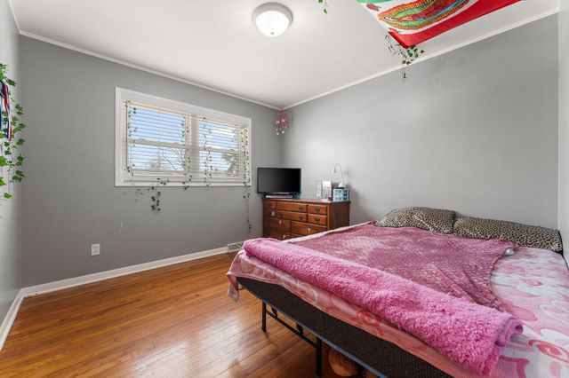 310 N Jay Street, Griffith, IN 46319