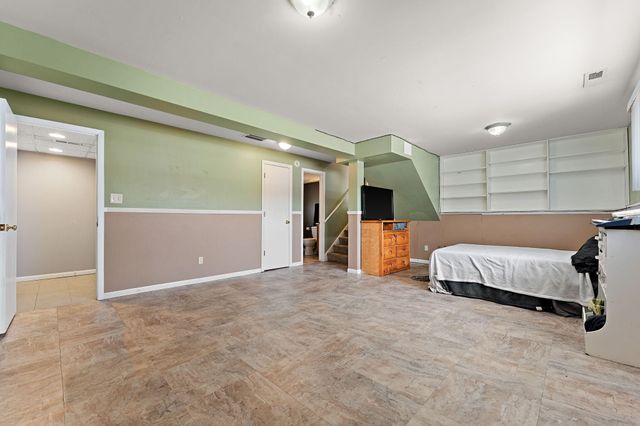 310 N Jay Street, Griffith, IN 46319