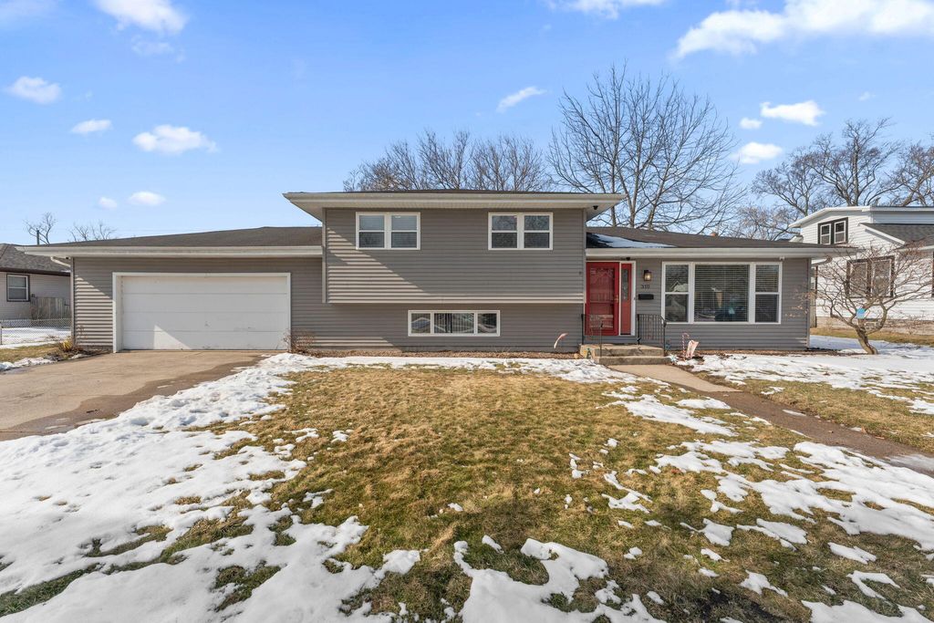 310 N Jay Street, Griffith, IN 46319