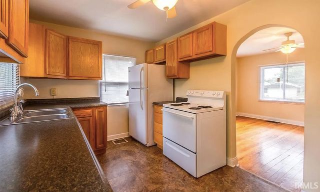 106 S Roosevelt Street, Bloomington, IN 47408