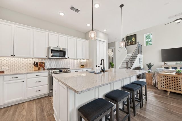 2506 Turnbull Drive, Houston, TX 77008