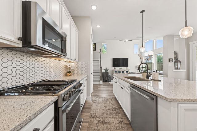 2506 Turnbull Drive, Houston, TX 77008