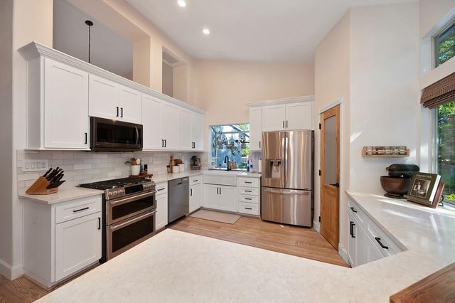 424 Wellsley Ct, Folsom, CA 95630