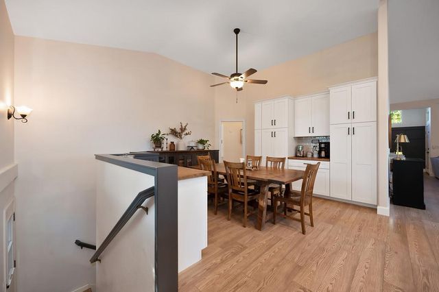 424 Wellsley Ct, Folsom, CA 95630