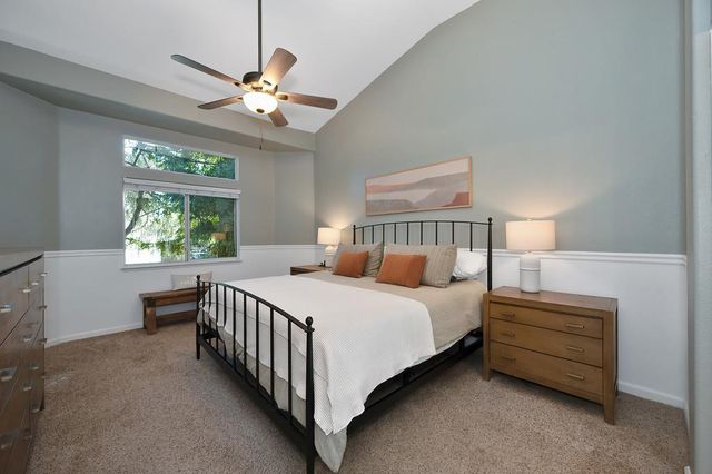 424 Wellsley Ct, Folsom, CA 95630