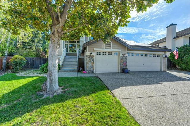 424 Wellsley Ct, Folsom, CA 95630