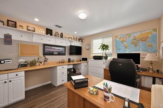 424 Wellsley Ct, Folsom, CA 95630