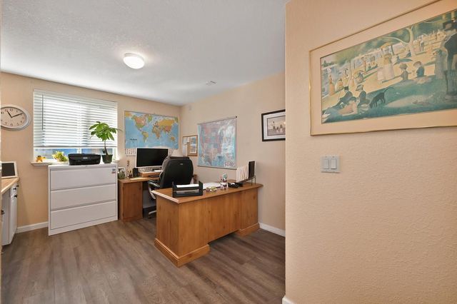 424 Wellsley Ct, Folsom, CA 95630