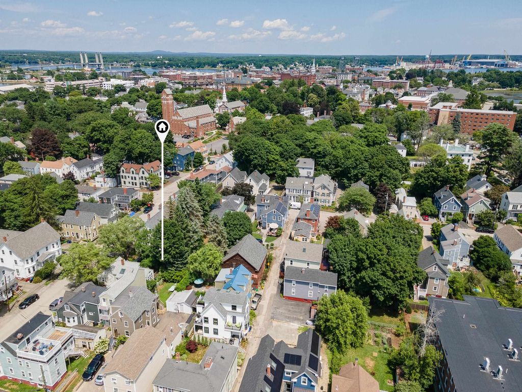 238 Austin Street, Portsmouth, NH 03801