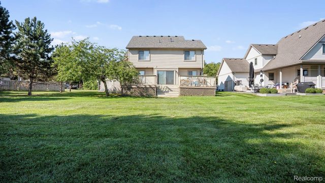 23212 Huron River Drive, Rockwood, MI 48173