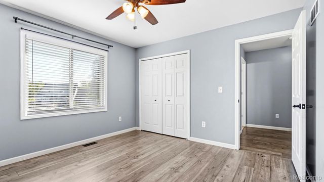 23212 Huron River Drive, Rockwood, MI 48173