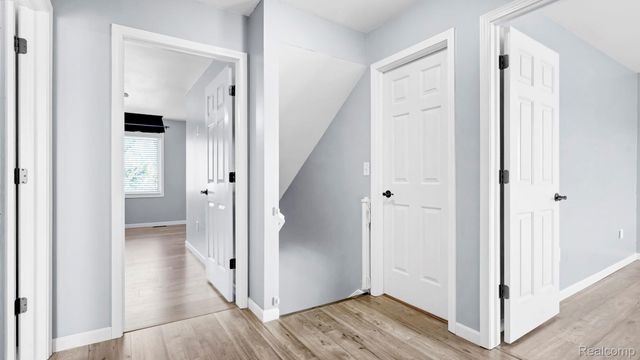 23212 Huron River Drive, Rockwood, MI 48173