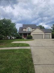 23212 Huron River Drive, Rockwood, MI 48173