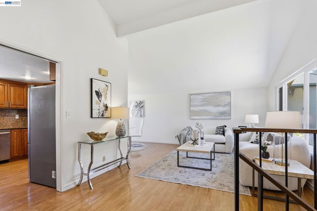 1170 Bennett Ct, Fremont, CA 94536