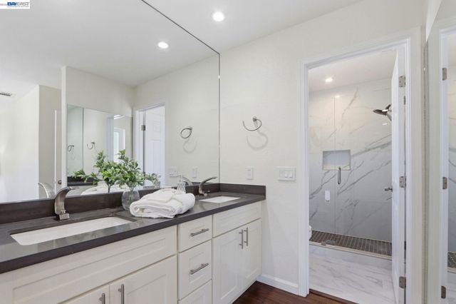 1170 Bennett Ct, Fremont, CA 94536