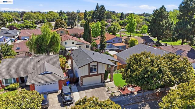 1170 Bennett Ct, Fremont, CA 94536