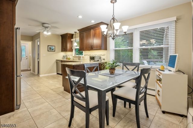 3 Bridle Ln, Mount Olive Twp., NJ 07828