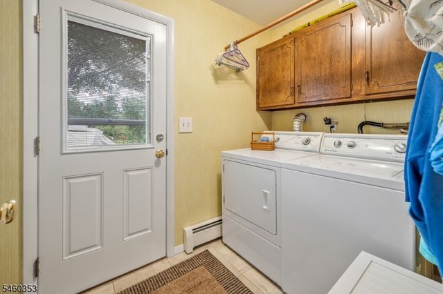 3 Bridle Ln, Mount Olive Twp., NJ 07828