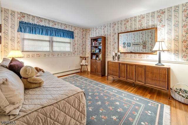 3 Bridle Ln, Mount Olive Twp., NJ 07828