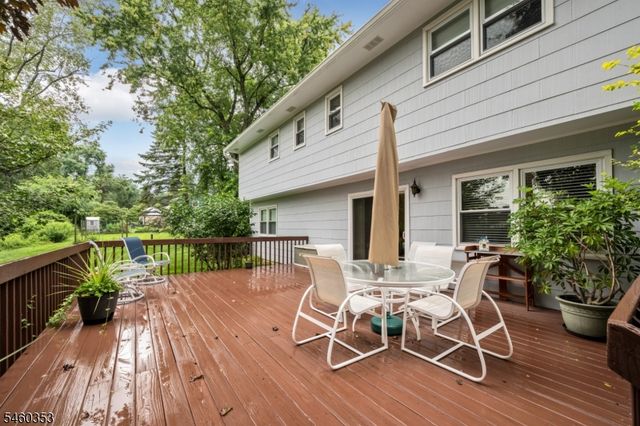3 Bridle Ln, Mount Olive Twp., NJ 07828