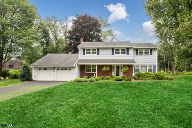 3 Bridle Ln, Mount Olive Twp., NJ 07828